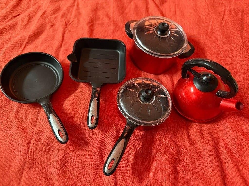 Plastic pannetjes keukentje speel keuken, Ophalen of Verzenden, Zo goed als nieuw, Kunststof, Speelkeuken-accessoire