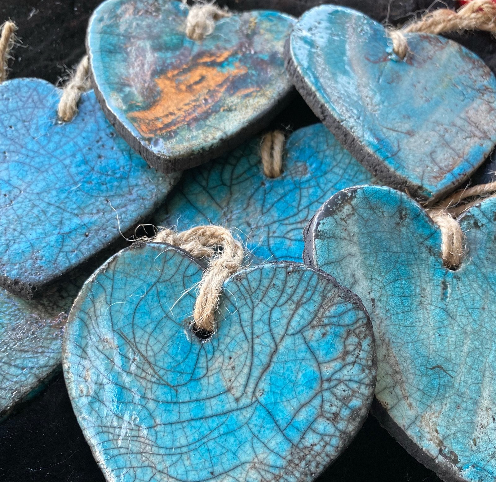 Handgemaakte Raku-gestookte Hartjes - Hart onder de riem, Blauw, Overige stijlen, Nieuw, Ophalen of Verzenden
