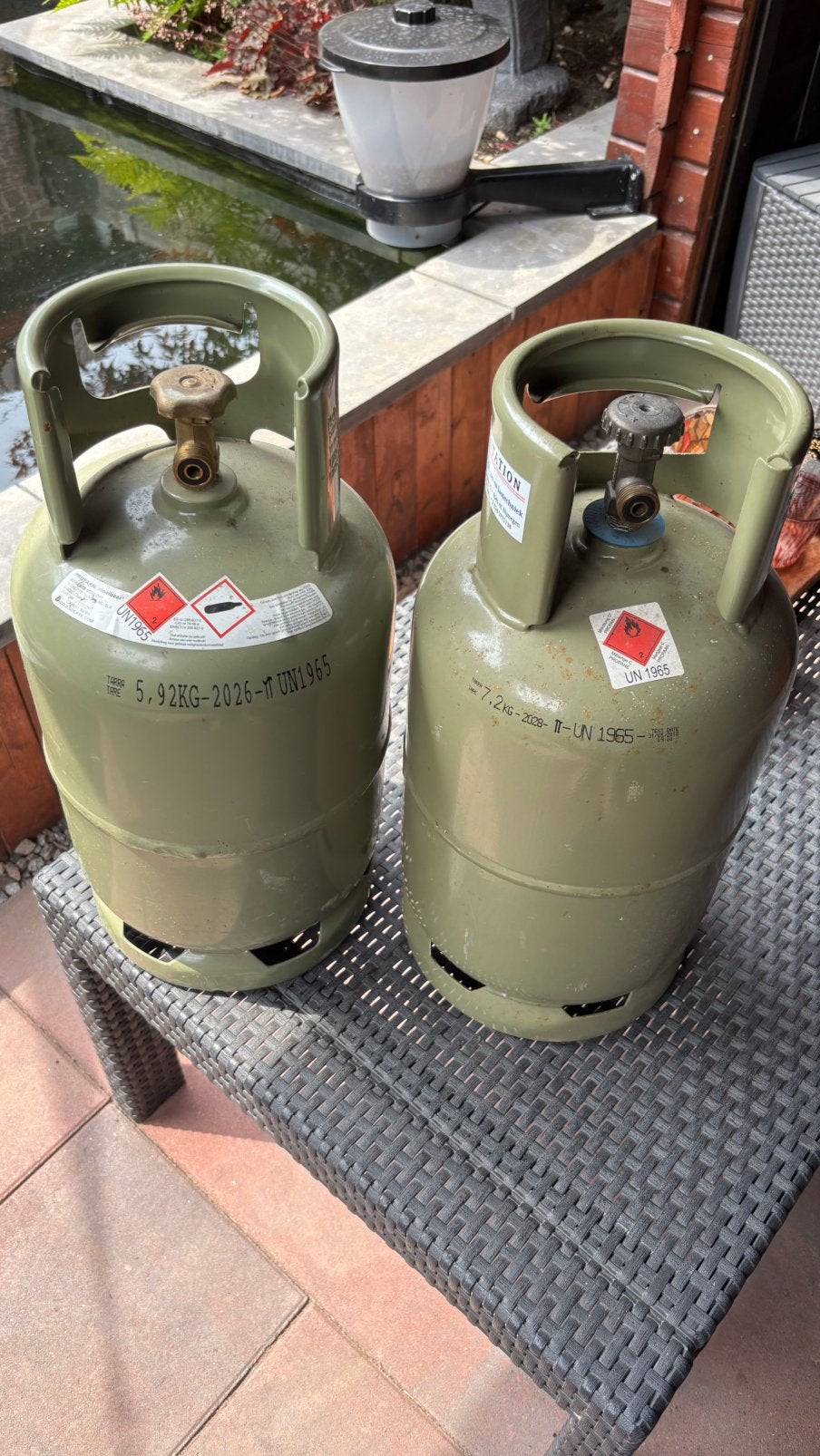 2 Gasflessen voor propaan 5kg gedeeltelijk nog gevuld, Caravans en Kamperen, Ophalen, Zo goed als nieuw