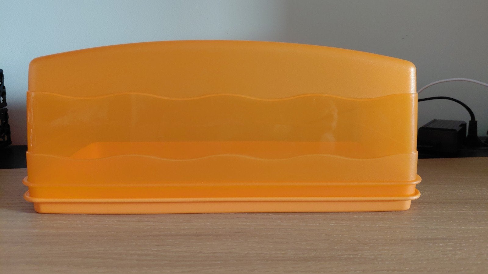 Tupperware  Oranje - Vintage Bewaardoos/ cakedoos, Ophalen of Verzenden, Oranje