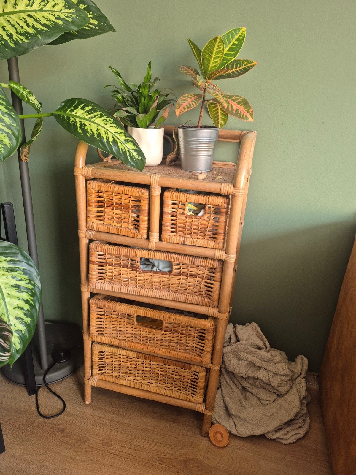 Rotan kastje met lades - Vintage look, Ophalen, Overige materialen, Minder dan 50 cm, Gebruikt