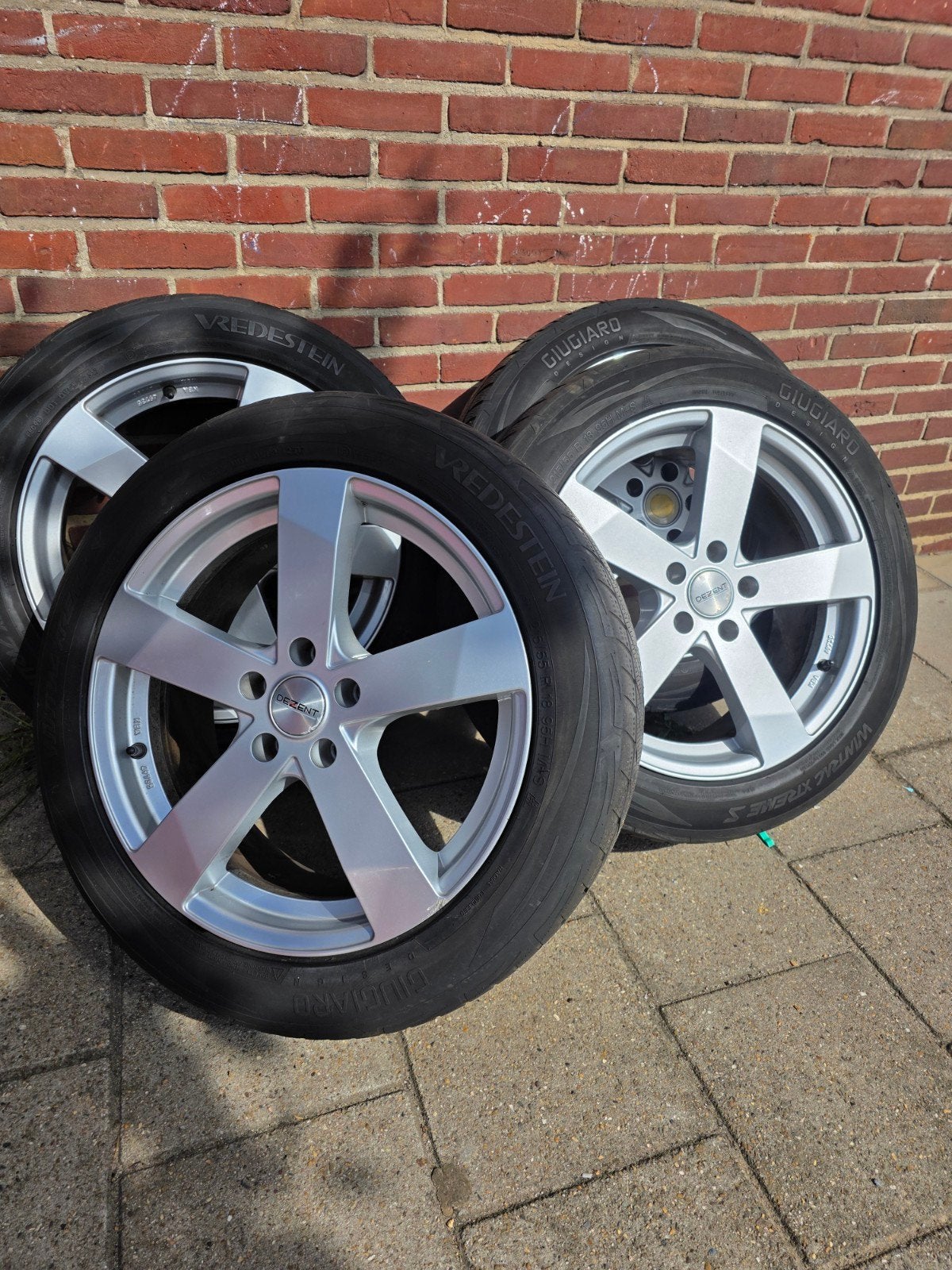 5x112 Dezent 18 inch velgen Vredestein Winterbanden 4mm, Ophalen, 18 inch, 215 mm, Velg(en)
