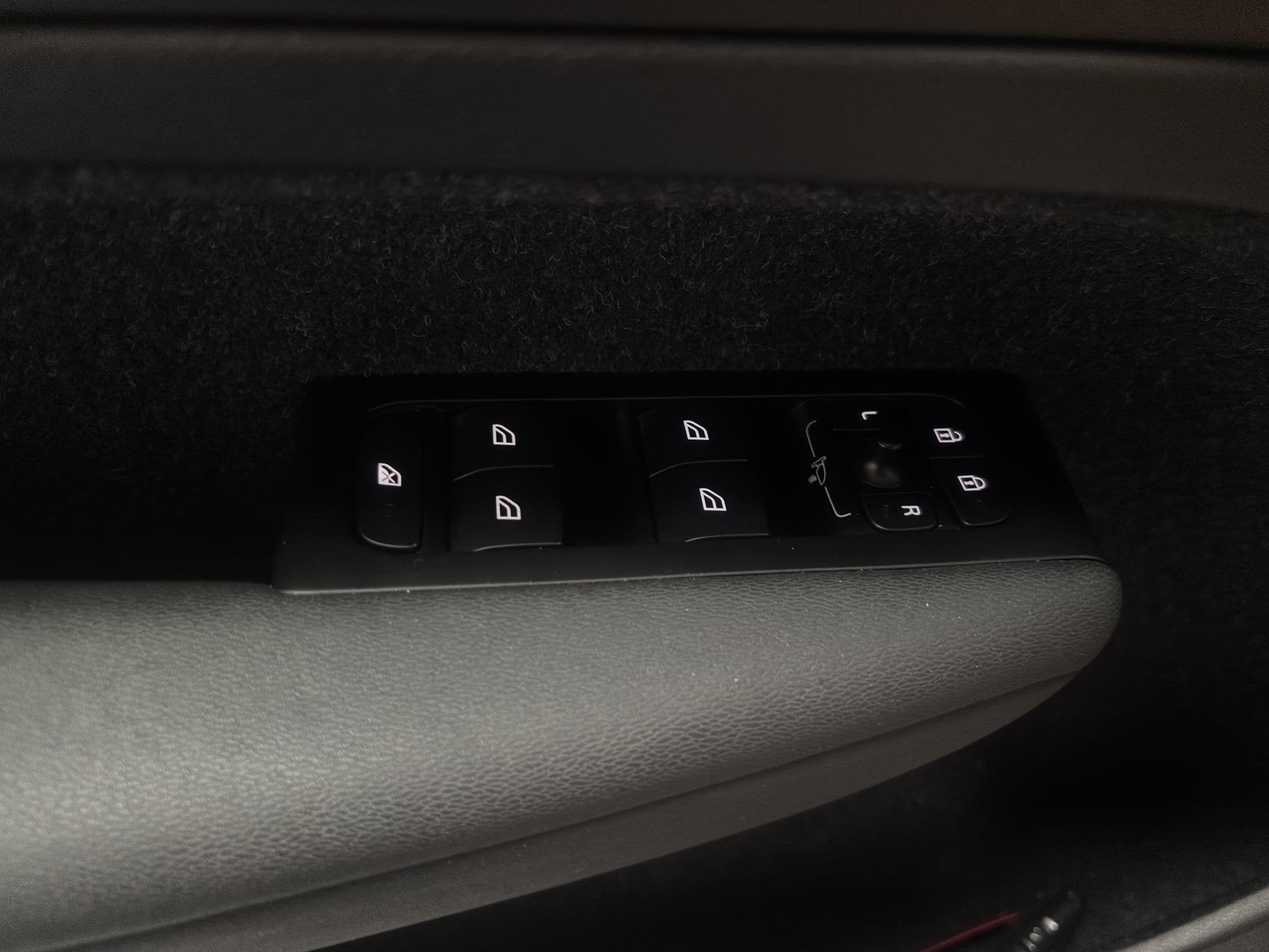 Volvo XC40 1.5 T5 Recharge Inscription, Auto's, Euro 6, 1712 kg, Blauw, Hybride Elektrisch/Benzine