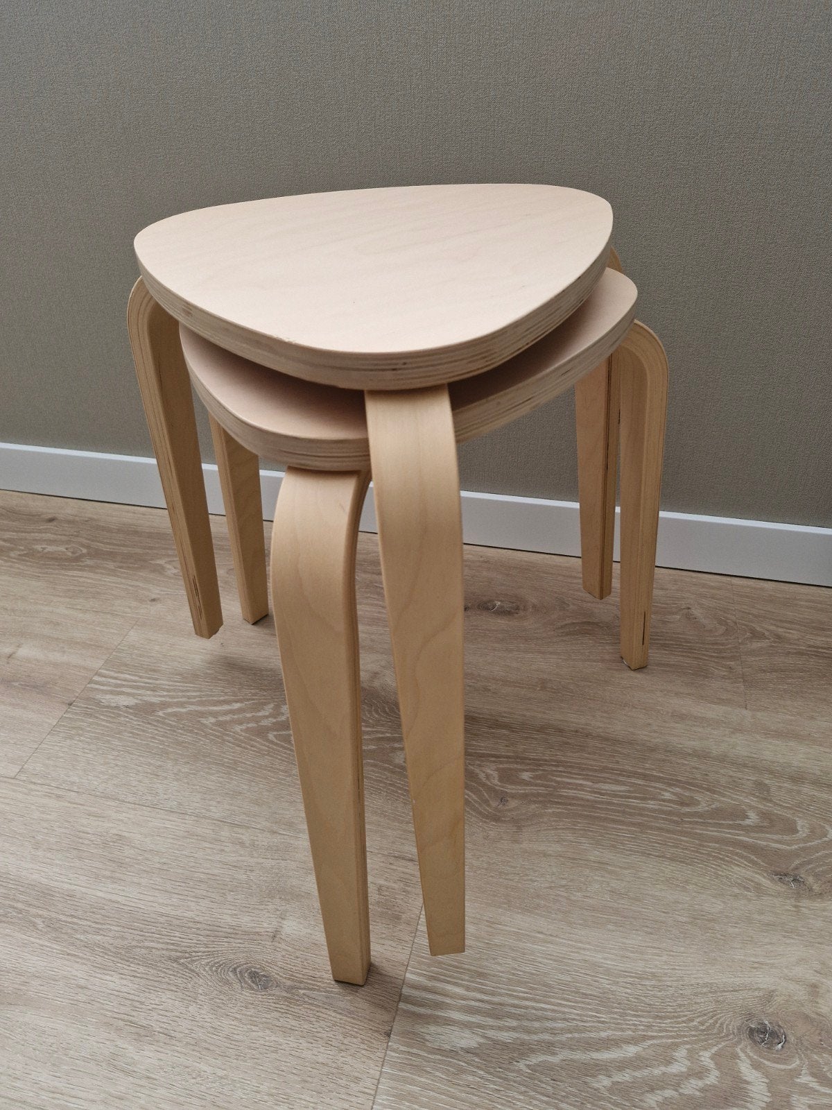 Set van 2 houten krukjes, stapelbaar IKEA, Ophalen, Gebruikt, Hout