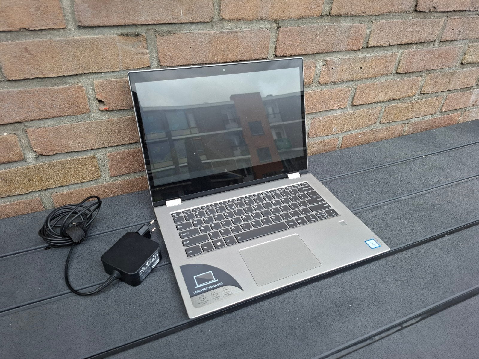 lenovo yoga 520 windows 11 intel i5 8gb met adapter, Ophalen of Verzenden, Zo goed als nieuw