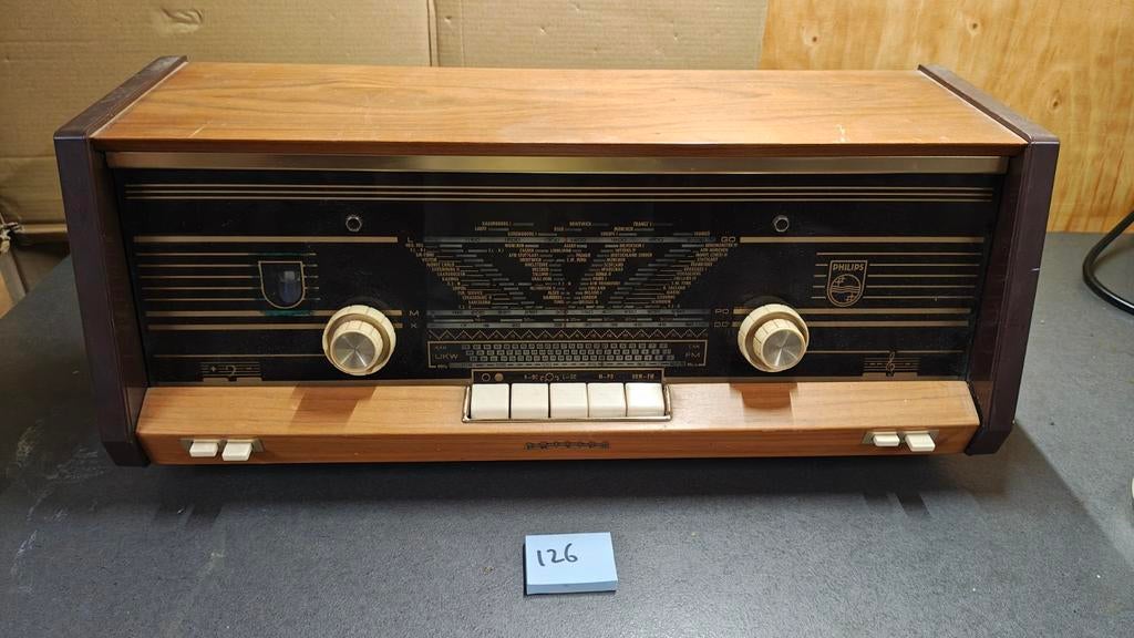 Philips B4X23A buizenradio, Ophalen