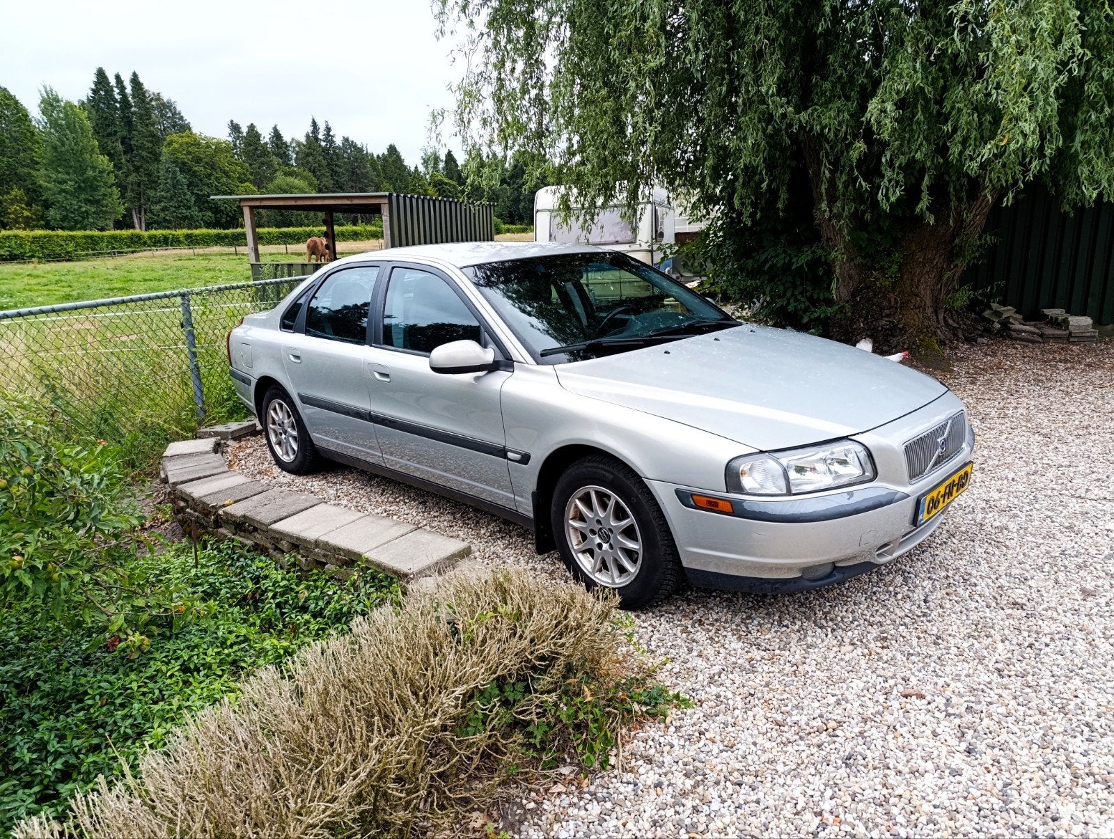 Volvo S80 2.4 170PK trekhaak 1800 kg APK tot 11-4-2027 airco, Auto's, Volvo, Voorwielaandrijving, Stof, Zwart, 170 pk