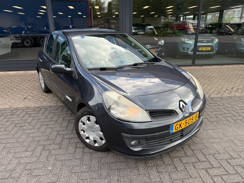 Renault Clio 1.2-16V Rip Curl, Auto's, 535 kg, Gebruikt, 4 cilinders, Zwart