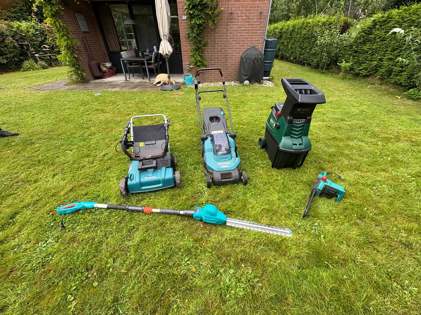 Tuinmachines set: Hakselaar, Grasmaaiers, Kettingzaag, Hegge, Ophalen, Gebruikt, Elektrisch, Met opvangzak