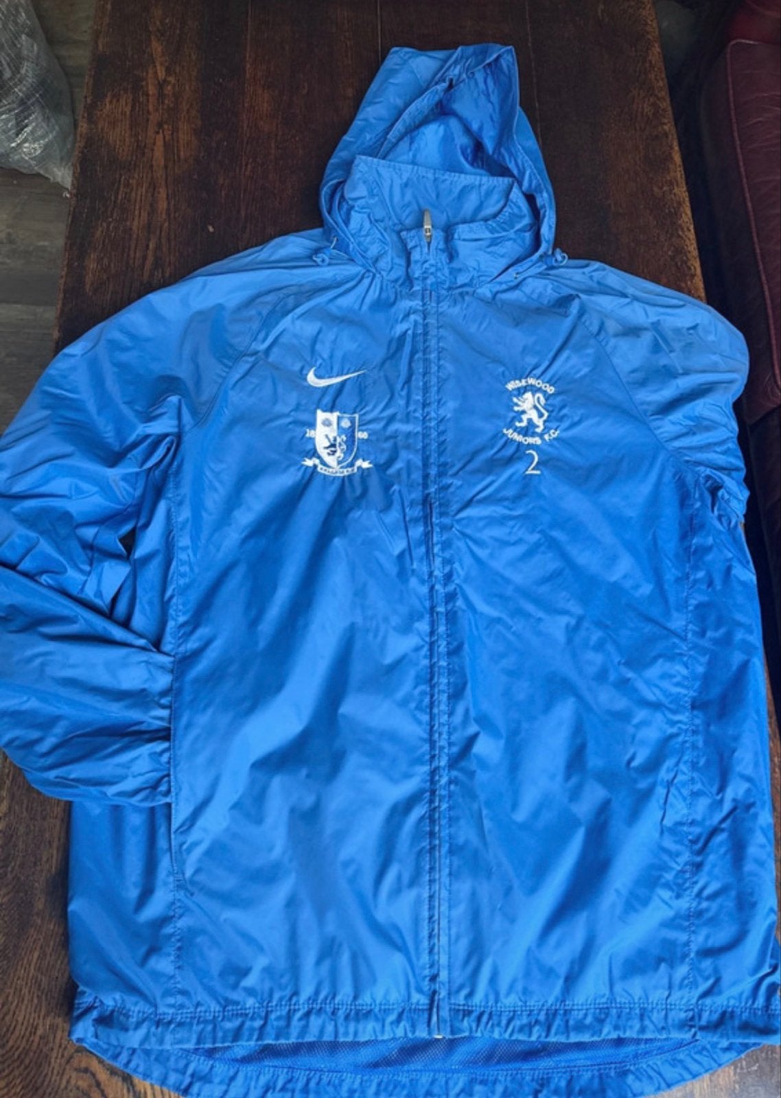 Nike Voetbal Regenjas Windjack Jongens Maat L Unisex, Ophalen of Verzenden, Gedragen, Blauw