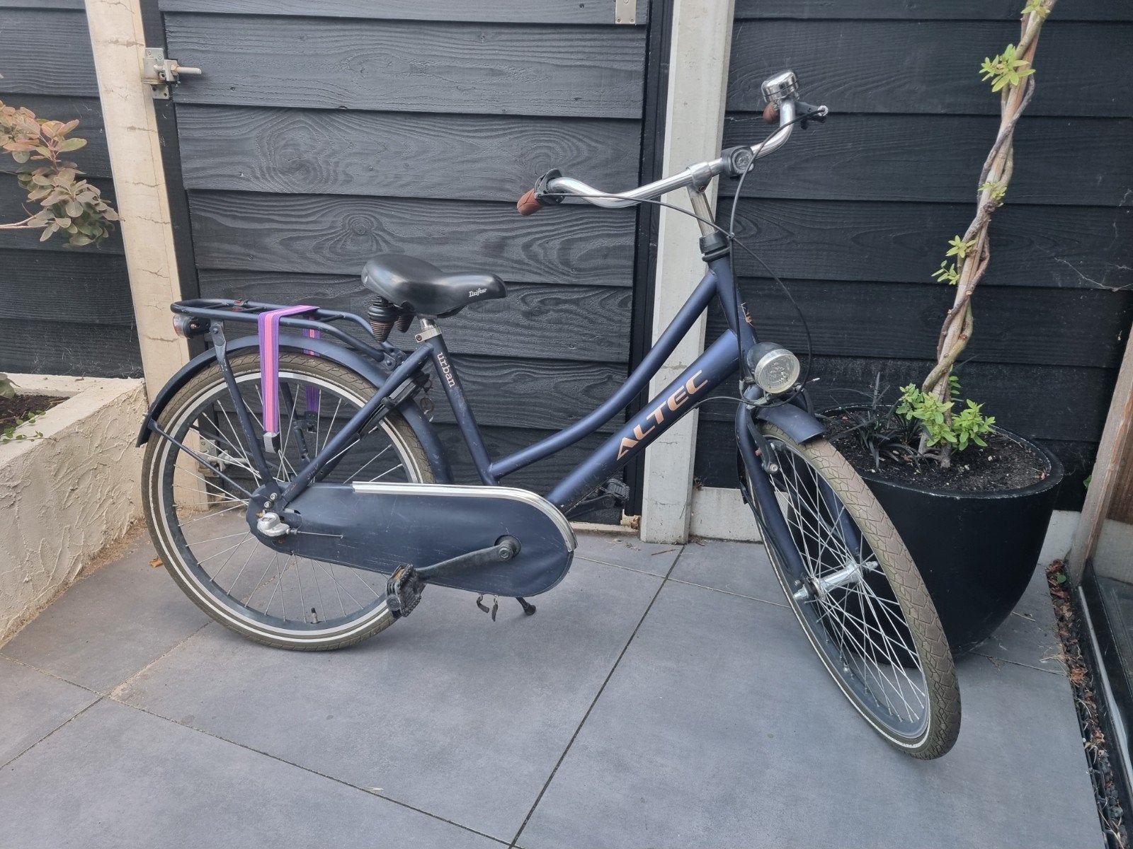 Altec Urban 24 inch meisjesfiets met 3 versnellingen, Fietsen en Brommers, Ophalen, Altec, Versnellingen, Gebruikt