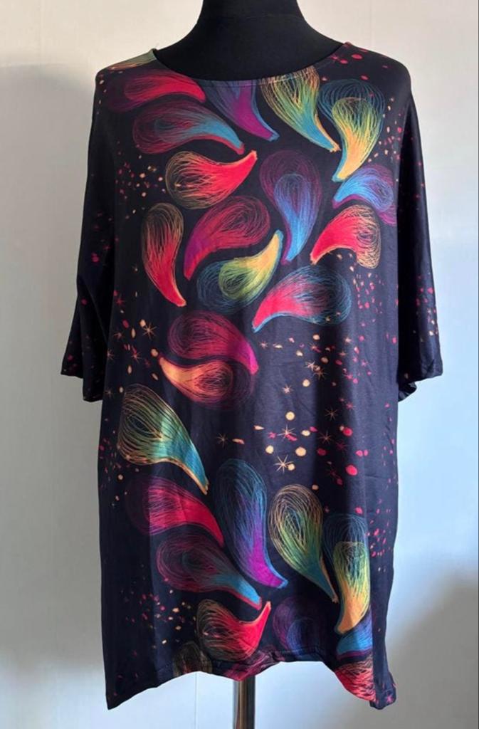 Zwart tuniek met kleurrijke print - Maat 46/48, Ophalen of Verzenden, Nieuw, Maat 46/48 (XL) of groter, Zwart