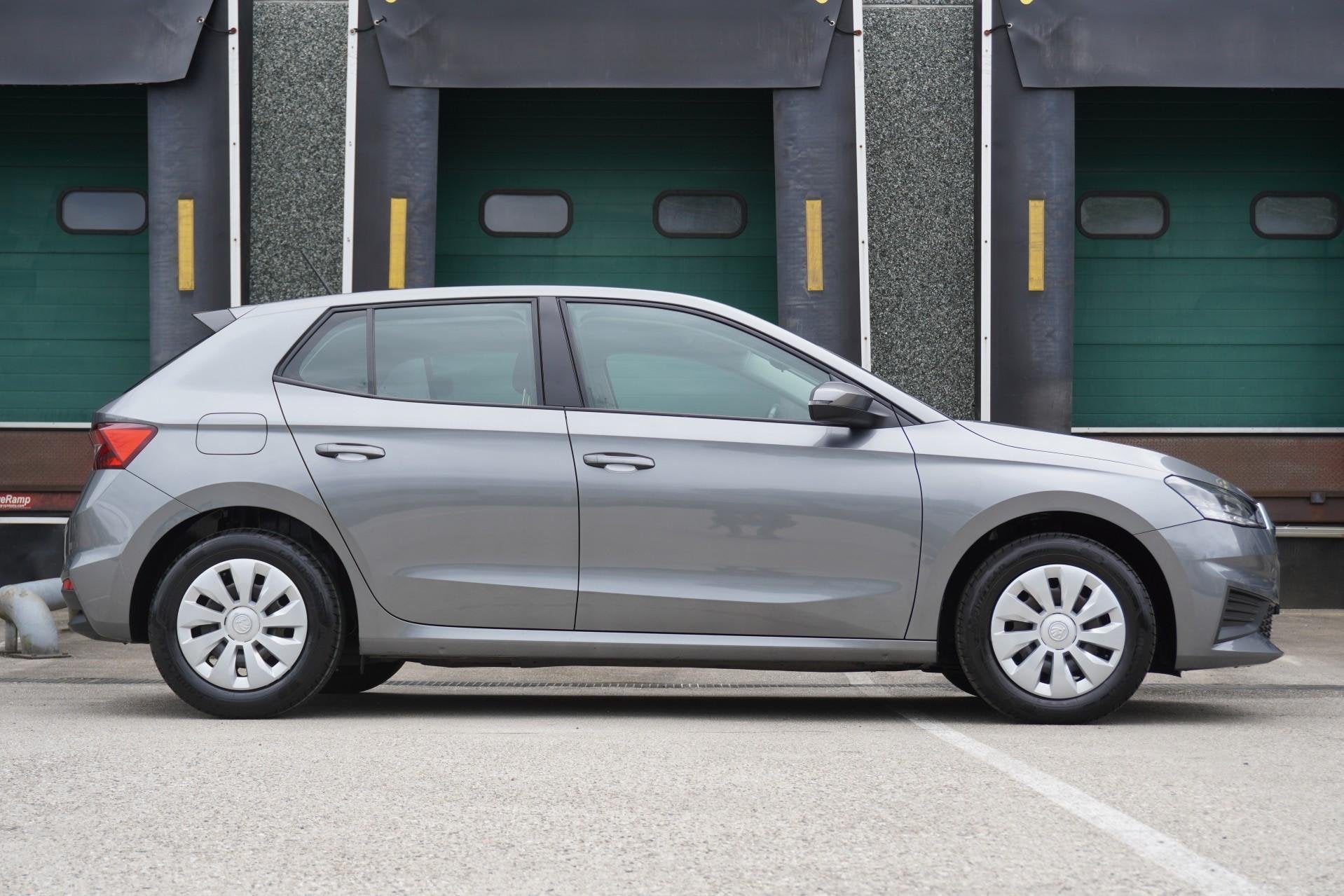 Skoda Fabia 1.0 TSI 95pk Active | LaneAssist | Airco | DAB |, Auto's, Voorwielaandrijving, 12 maanden, Stof, Euro 6