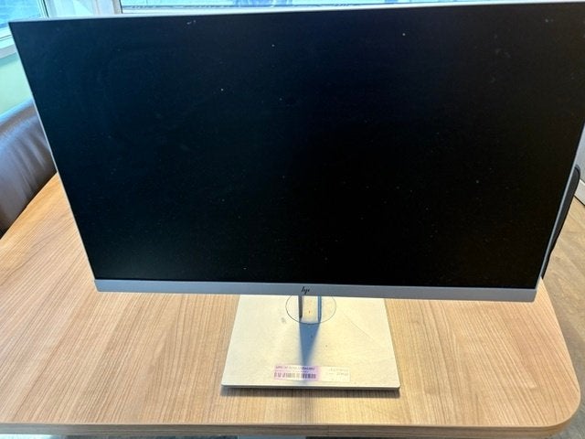 HP E233 Monitor (2 stuks beschikbaar), Computers en Software, Ophalen, Gebruikt, HDMI, In hoogte verstelbaar