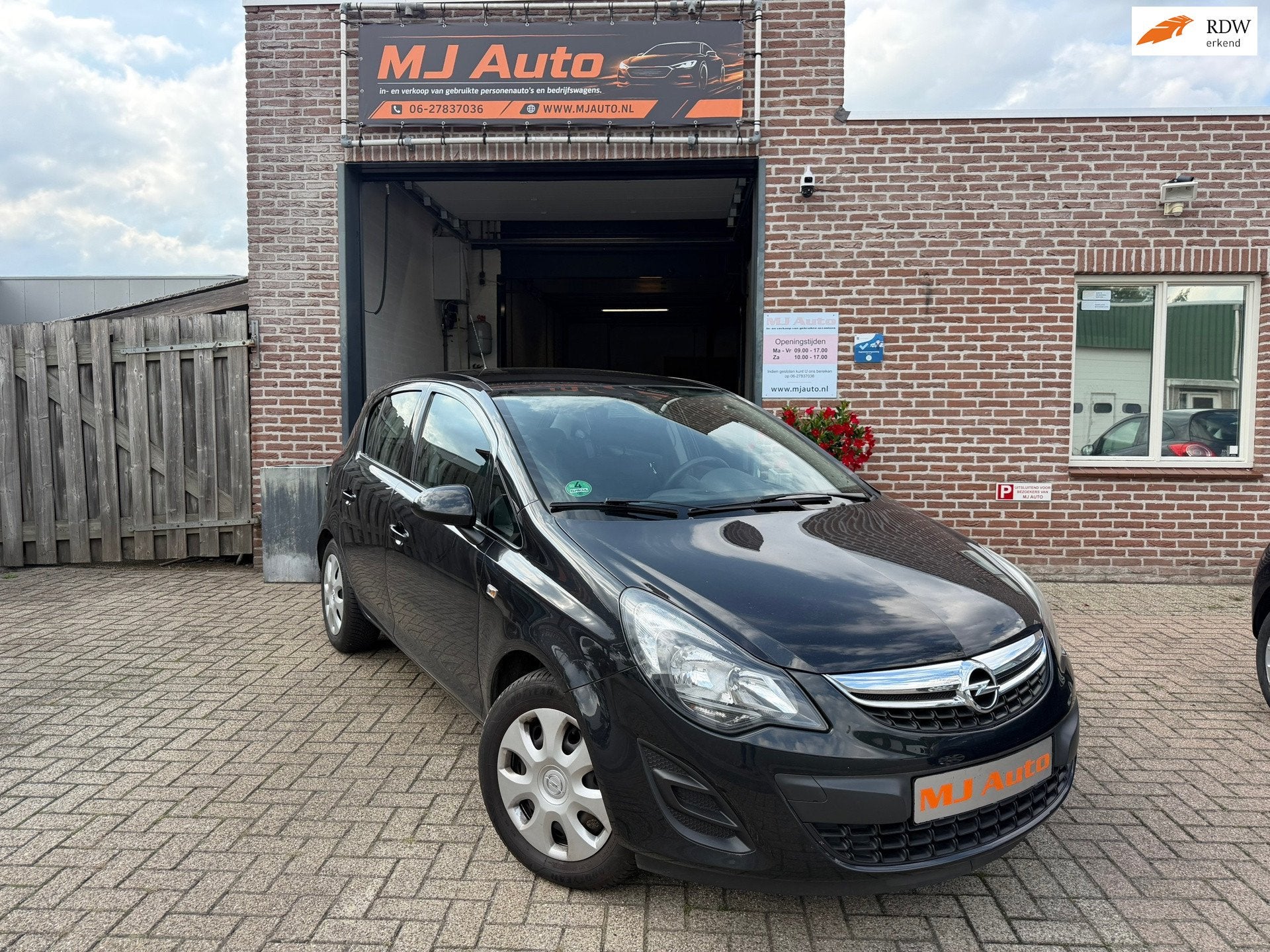 Opel Corsa 1.4-16V airco stuurverwarming stoelverwarming, Voorwielaandrijving, Gebruikt, 1398 cc, 4 cilinders