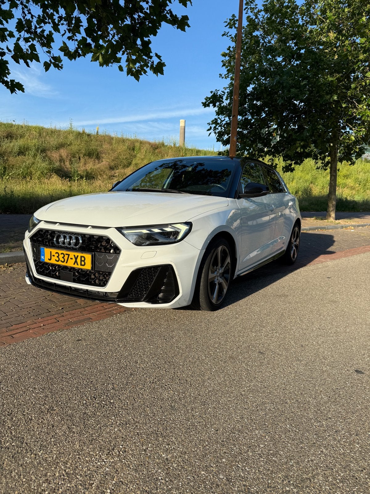 Audi A1 Sportback S-Line Automaat 2019, Auto's, Audi, A1, Zwart, Leder en Stof, Wit