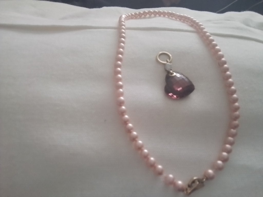 Ketting met hanger van blush, Met hanger, Ophalen of Verzenden, Zo goed als nieuw, Roze