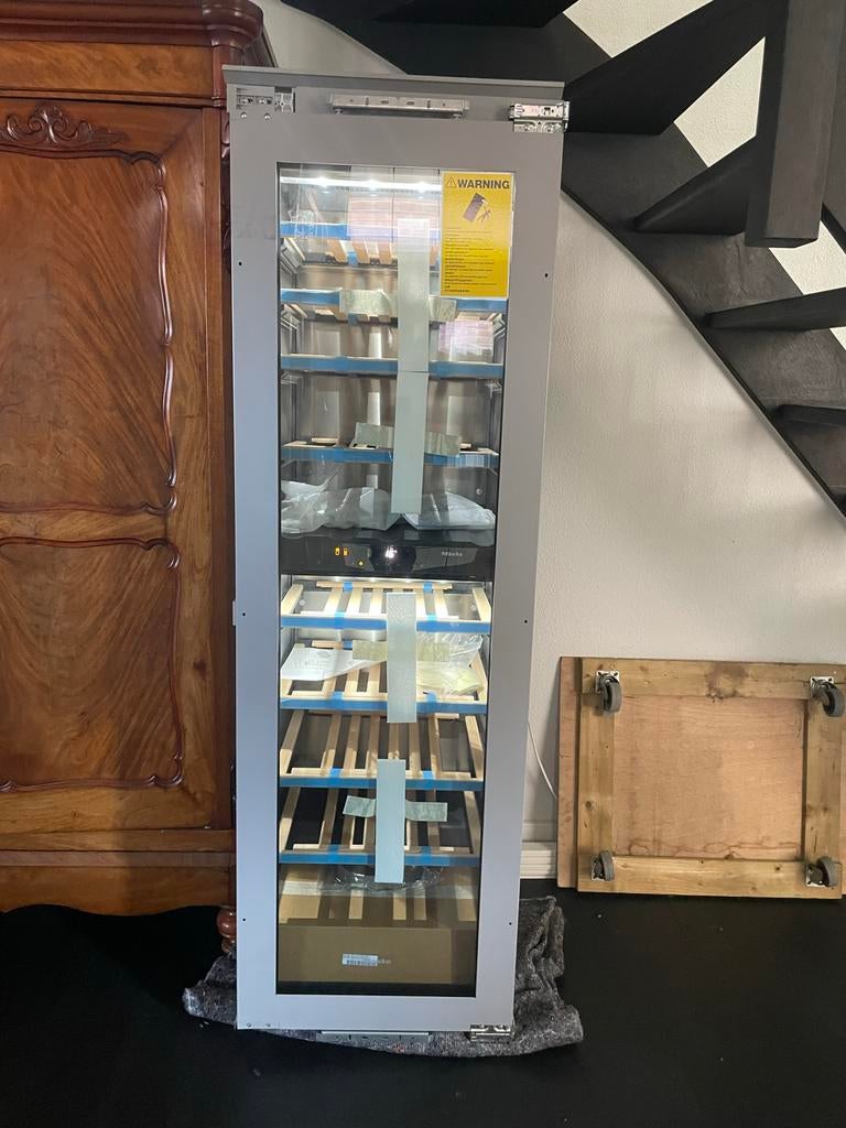 Miele wijnklimaatkast KWT 6722 iS-1 - Nieuwstaat, Witgoed en Apparatuur, Koelkasten en IJskasten, Zonder vriesvak, 200 liter of meer