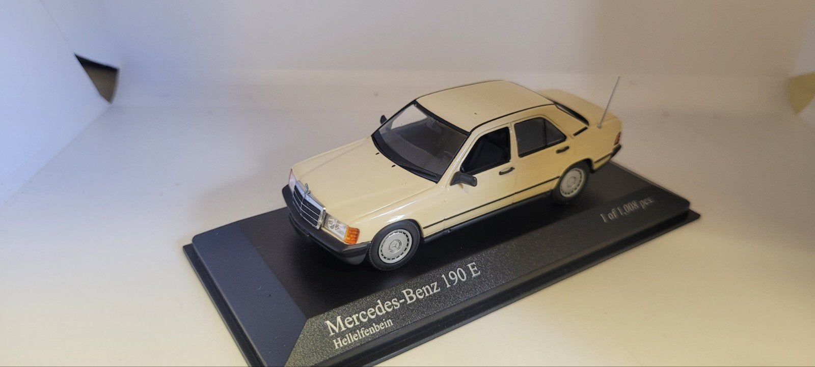 Minichamps 1984 Mercedes 190E, Ophalen of Verzenden, Nieuw, Auto, MiniChamps