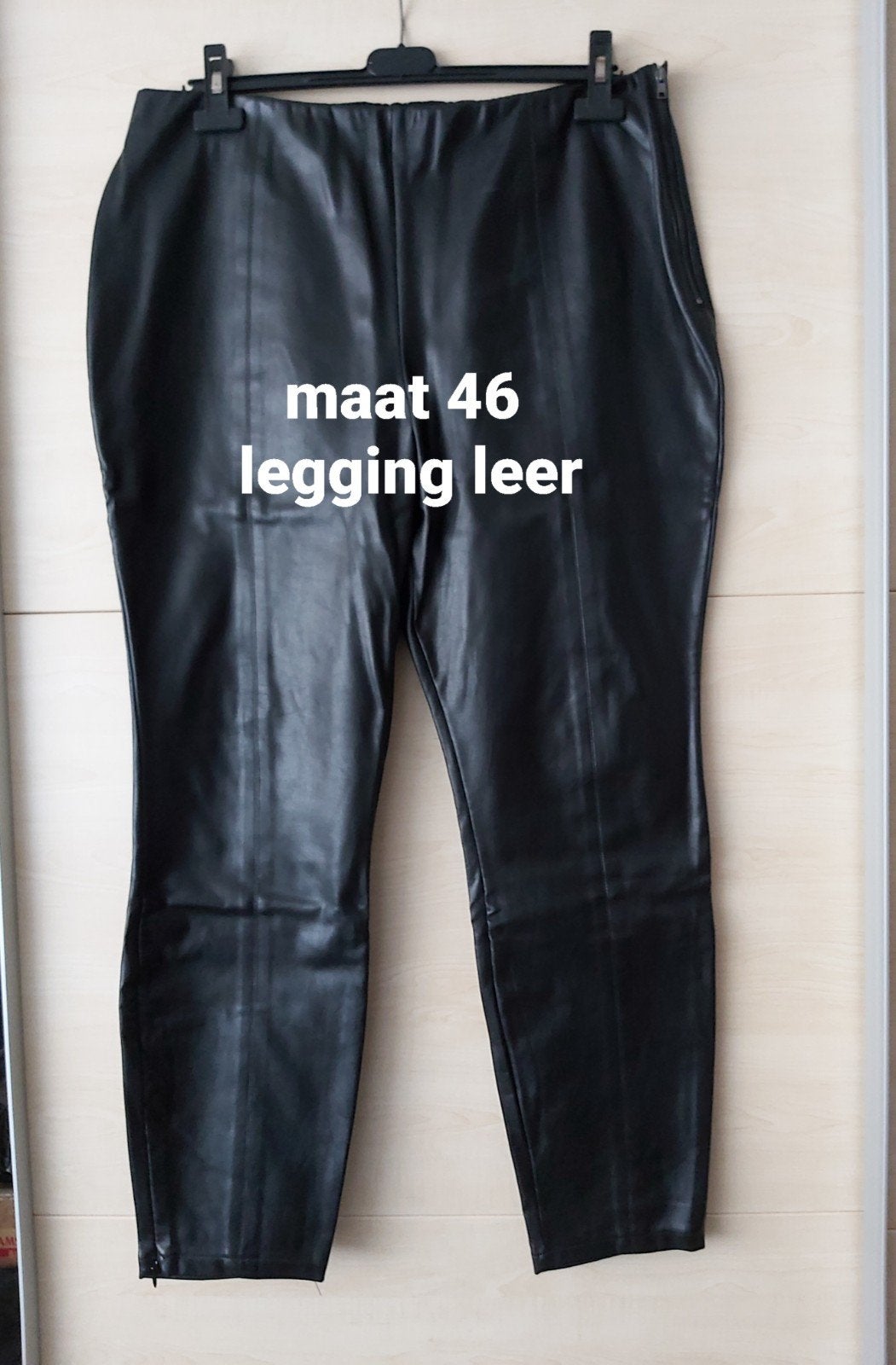Tregging/broek nep leer 46, Kleding | Dames, Broeken en Pantalons, New Look, Zwart, Maat 46/48 (XL) of groter, Ophalen of Verzenden