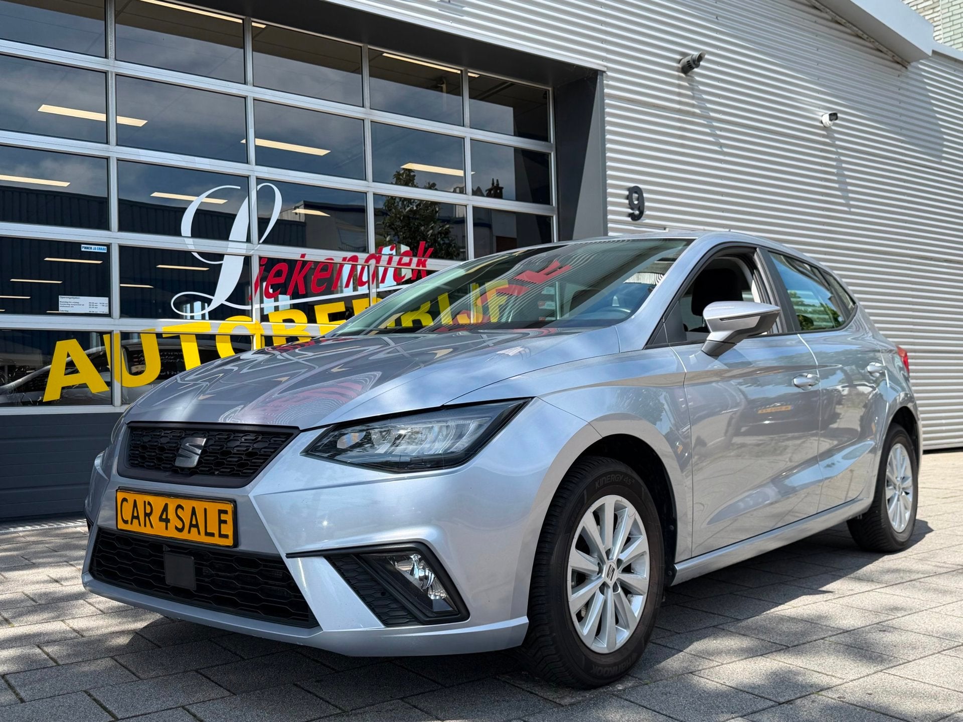 Seat Ibiza 1.0 EcoTSI Style - Navigatie I Airco I Sport velg, Voorwielaandrijving, Dealer onderhouden, Stof, Gebruikt