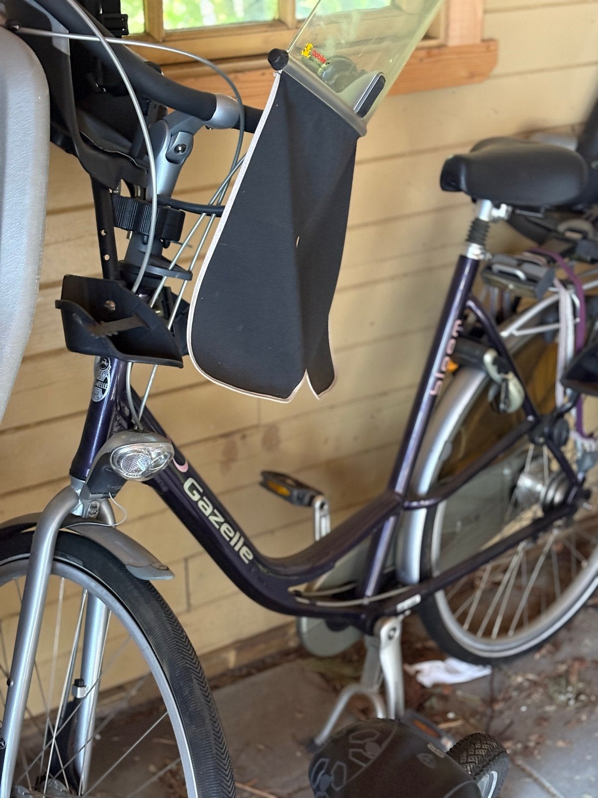 Gazelle Bloom mamafiets met kinderzitje en windscherm, Fietsen en Brommers, Ophalen, 2 zitjes, Gebruikt, Dubbele standaard