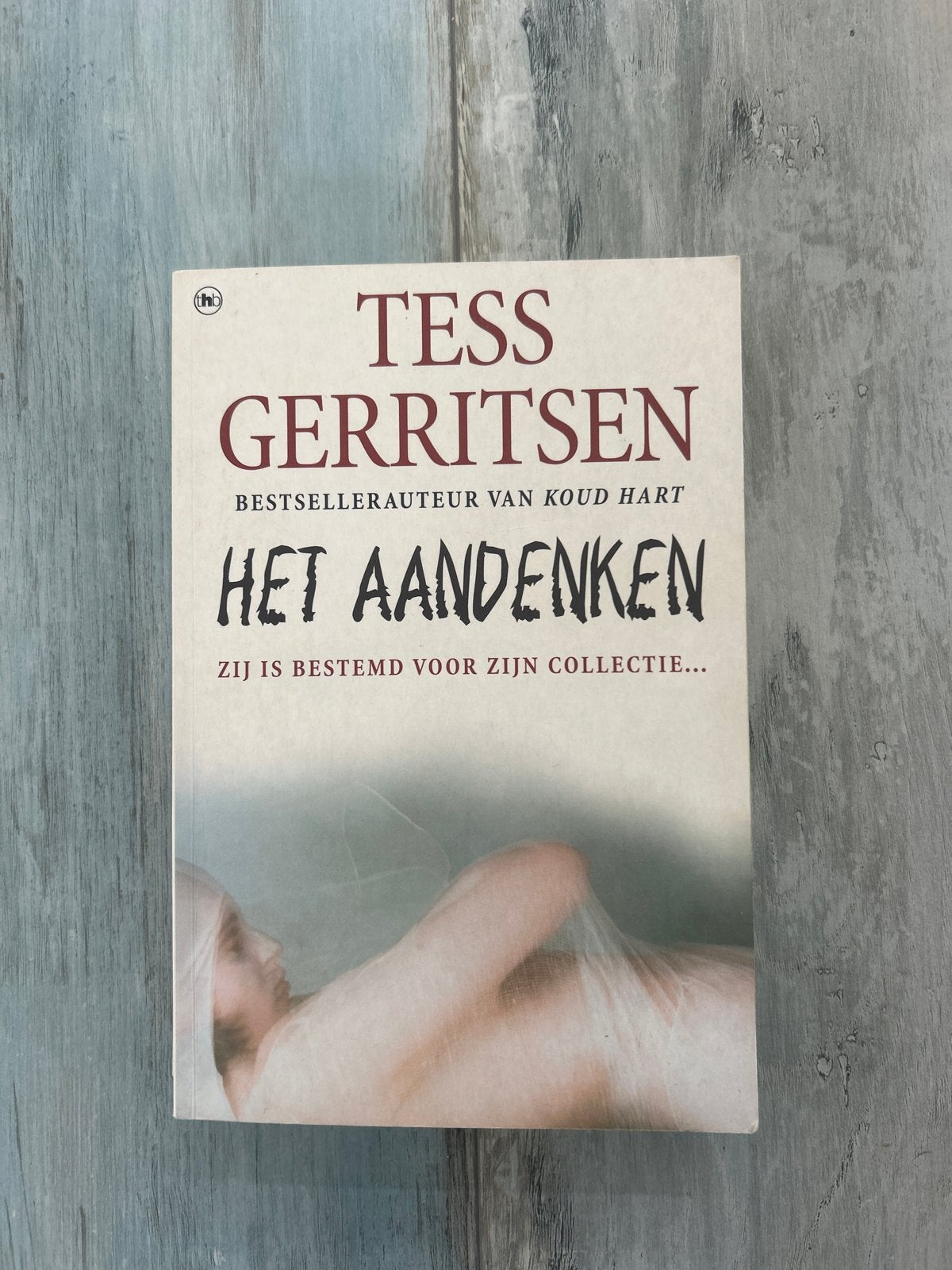 Het Aandenken - Tess Gerritsen (Thriller), Ophalen of Verzenden, Zo goed als nieuw, Nederland