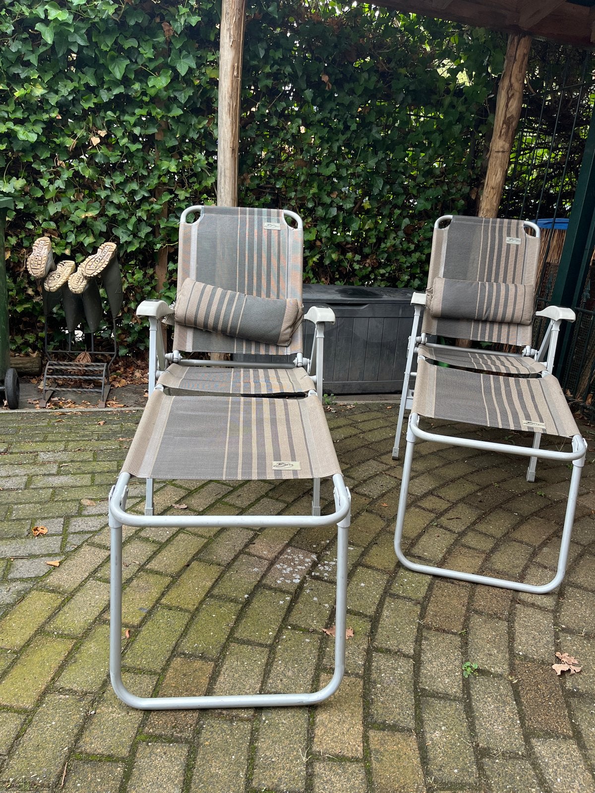 2x Verstelbare relaxstoelen met voetenbank - BLAREAN, Ophalen of Verzenden, Gebruikt