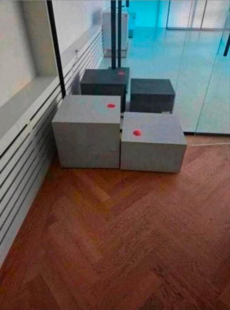 Houten presentatieblok / zuil  / pilaar/ sokkel, Huis en Inrichting, Woonaccessoires | Zuilen en Pilaren, Ophalen of Verzenden