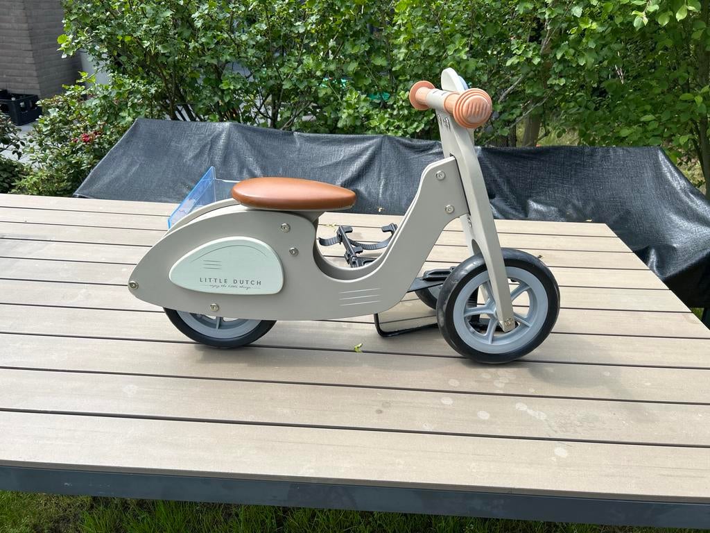 Little Dutch loopscooter, Fietsen en Brommers, Scooters | Overige merken, Ophalen, Zo goed als nieuw