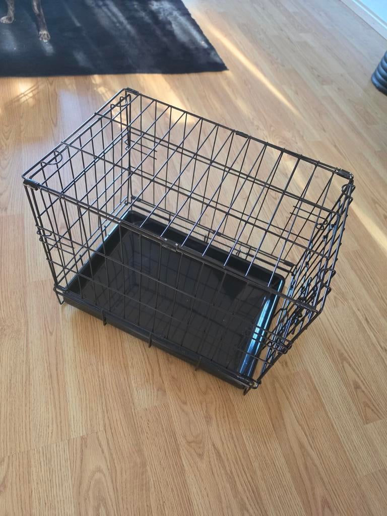 Adori Bench Zwart - Hondenbench - 47x30x37 cm
Chihuahua enz., Dieren en Toebehoren, Ophalen, Nieuw