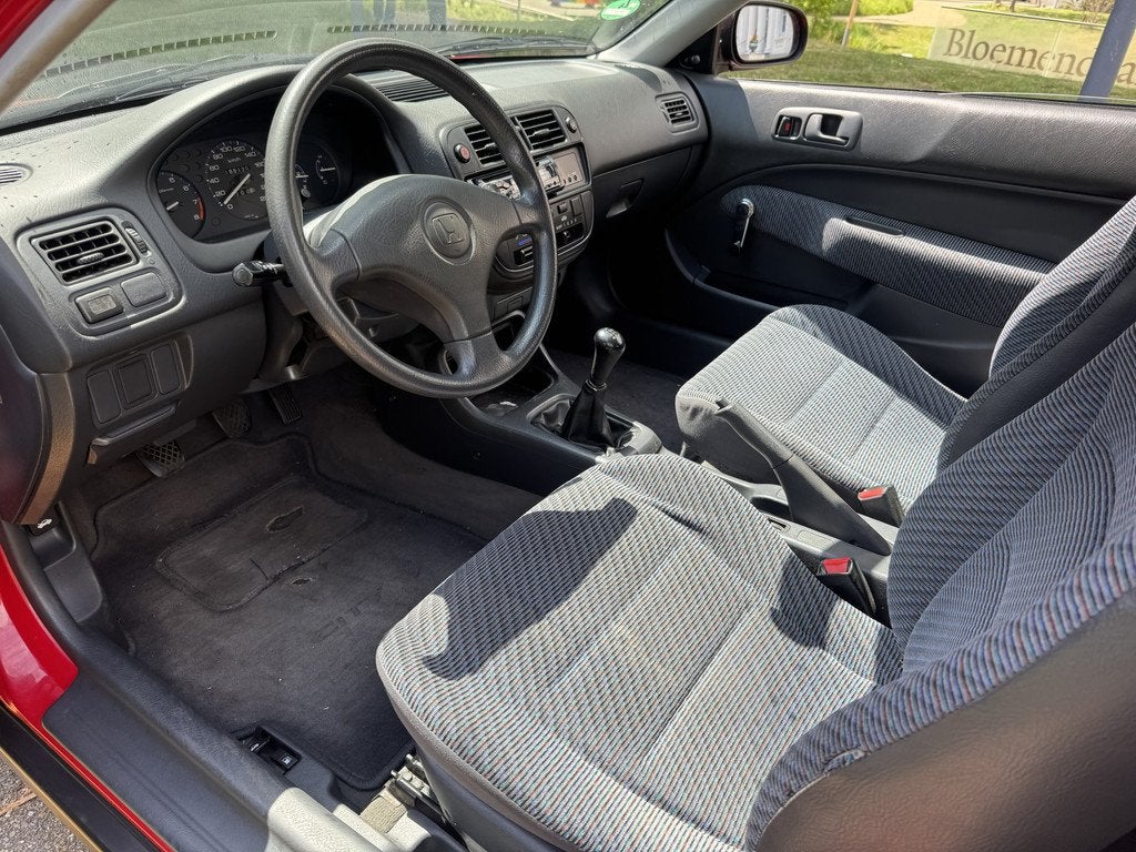 Honda Civic 1.4i S RIJKLAAR (bj 1996), Auto's, Oldtimers, Voorwielaandrijving, Honda, 1396 cc, Bedrijf