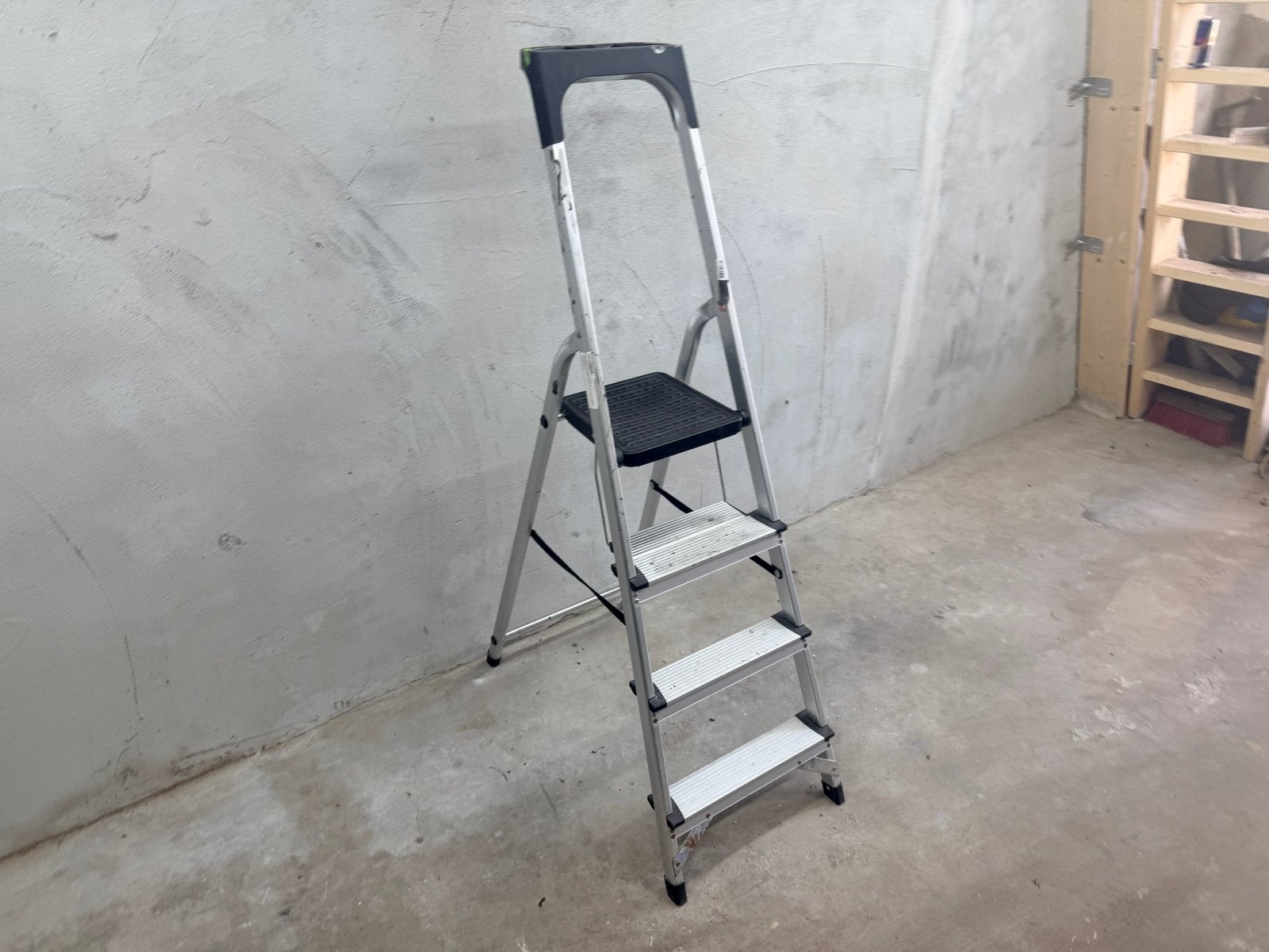 Stevige aluminium trap met 3 treden en plateau, Ophalen, Gebruikt, Trap, Trap
