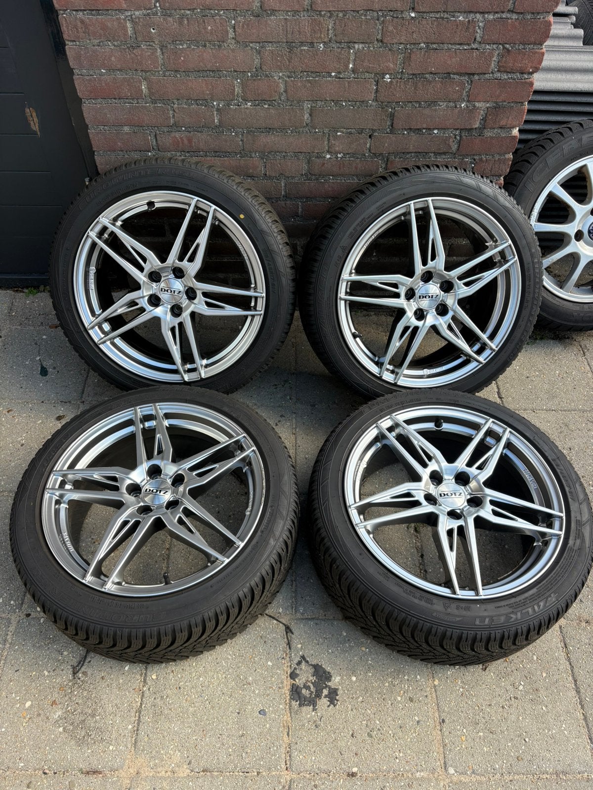 17 inch 5x100 Dotz interlagos met goede banden, Ophalen, Banden en Velgen, 17 inch, Winterbanden