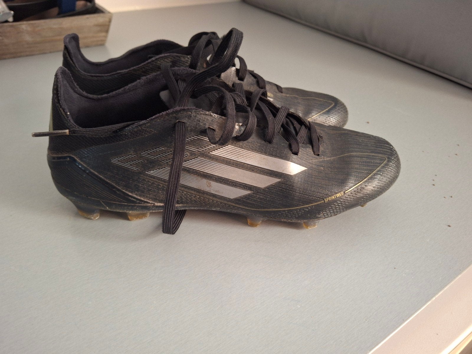 Adidas F50 voetbalschoenen maat 39, Maat XS of kleiner, Ophalen of Verzenden, Gebruikt, Schoenen