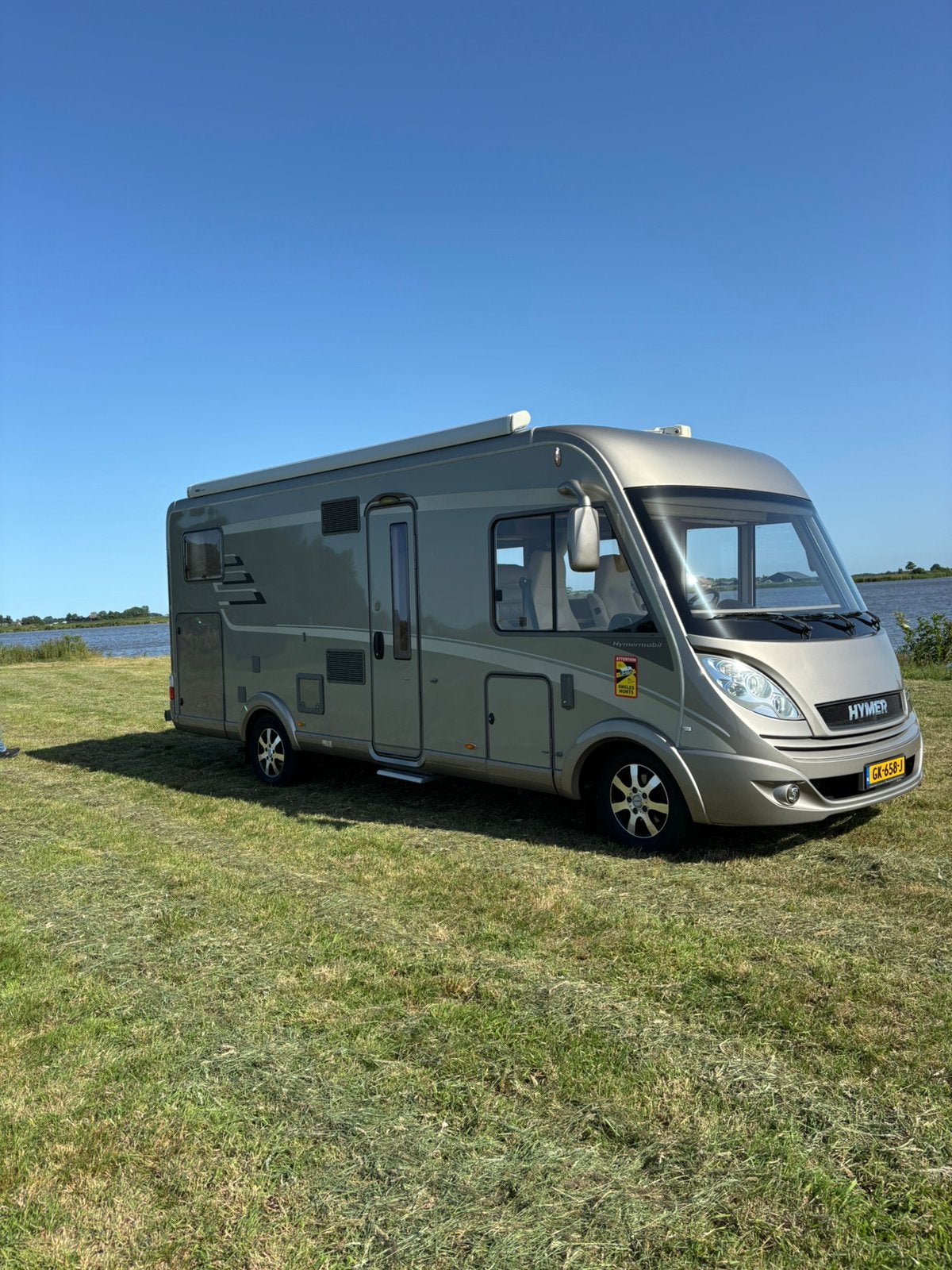 Caravans And Camping 2.3l