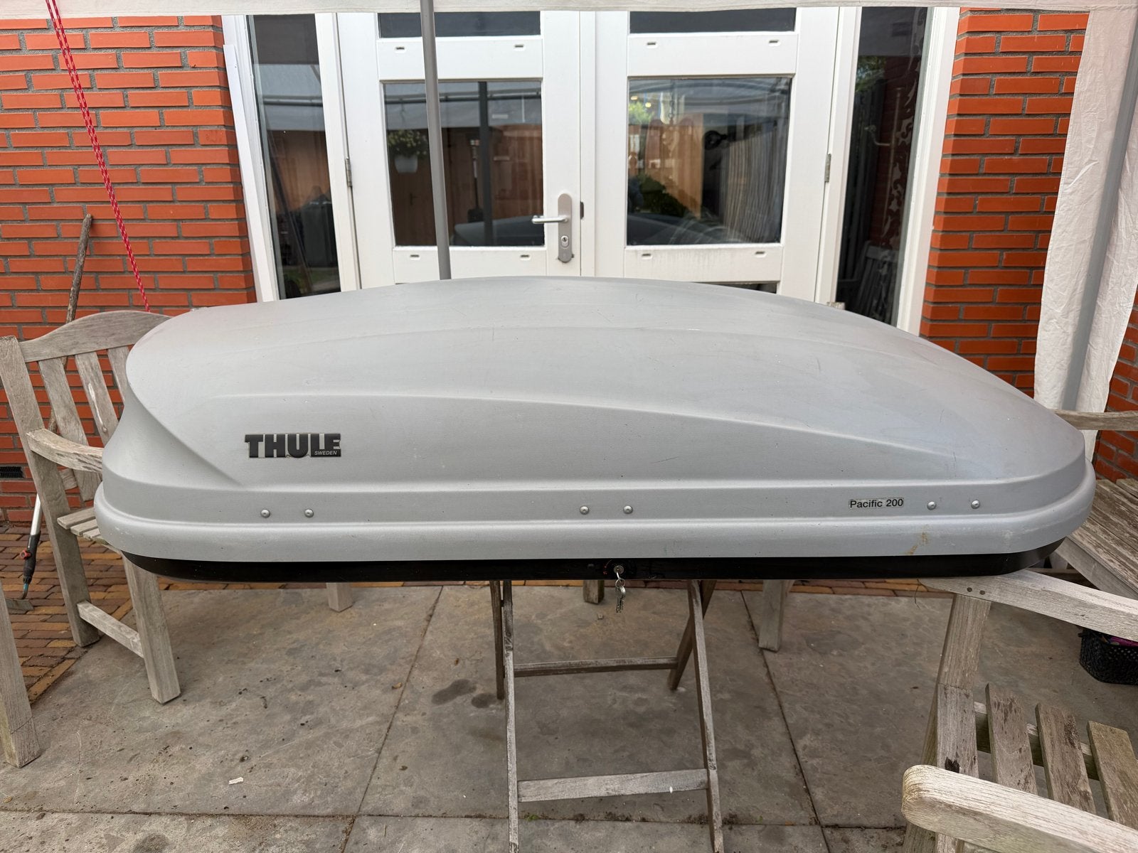 Thule Pacific 200 Dakkoffer - Ruime en Betrouwbare Bagagebox, Auto diversen, Ophalen, Gebruikt