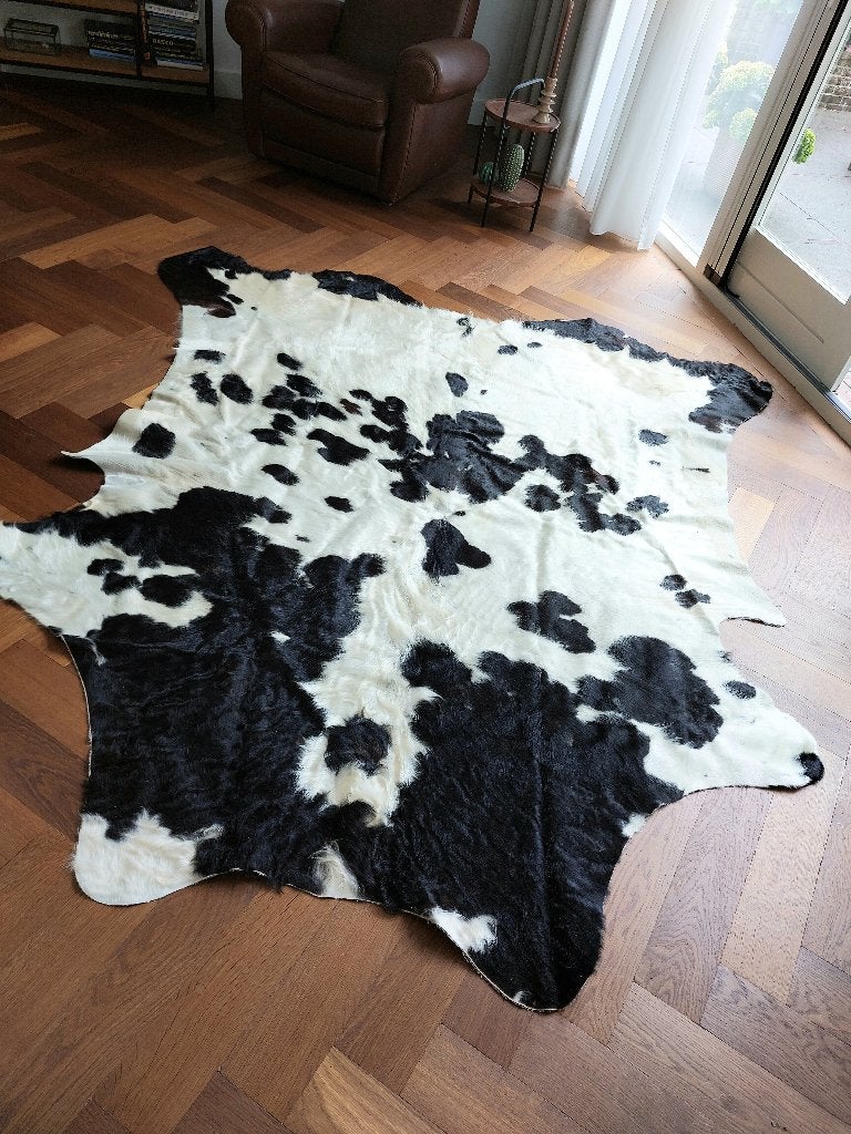 Zwart/wit vloerkleed van echt koeienhuid - 195 x 260 cm, Ophalen, 150 tot 200 cm, Overige vormen, Zwart