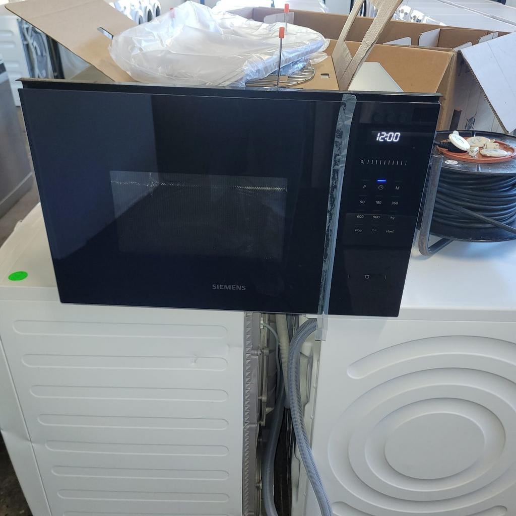 Siemens Inbouw Combimagnetron  nieuwe outlet, Combimagnetron, Hete lucht, Nieuw, Inbouw
