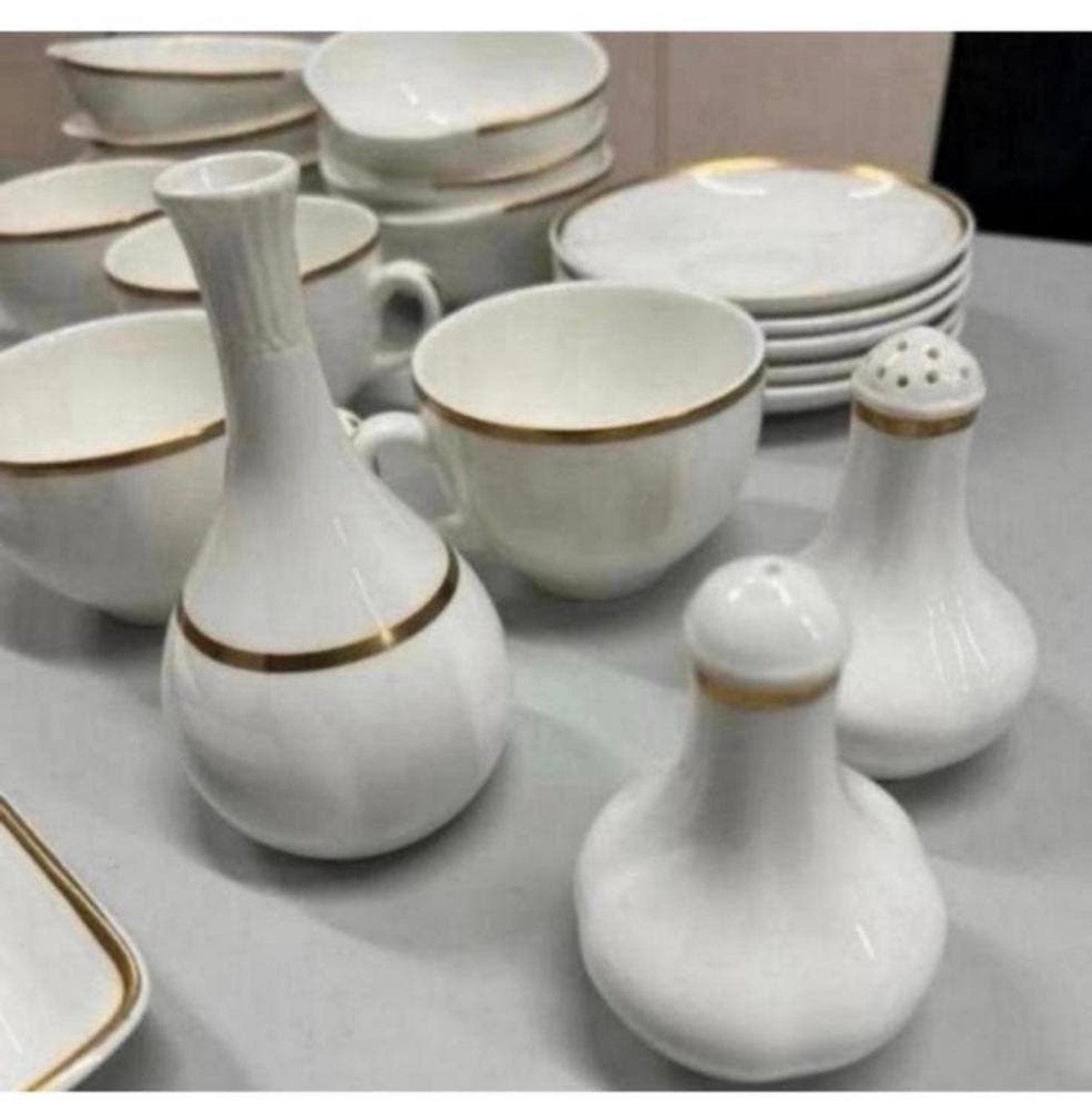 Wedgwood Insignia - Antiek Servies wit goud Hotelware white, Ophalen of Verzenden