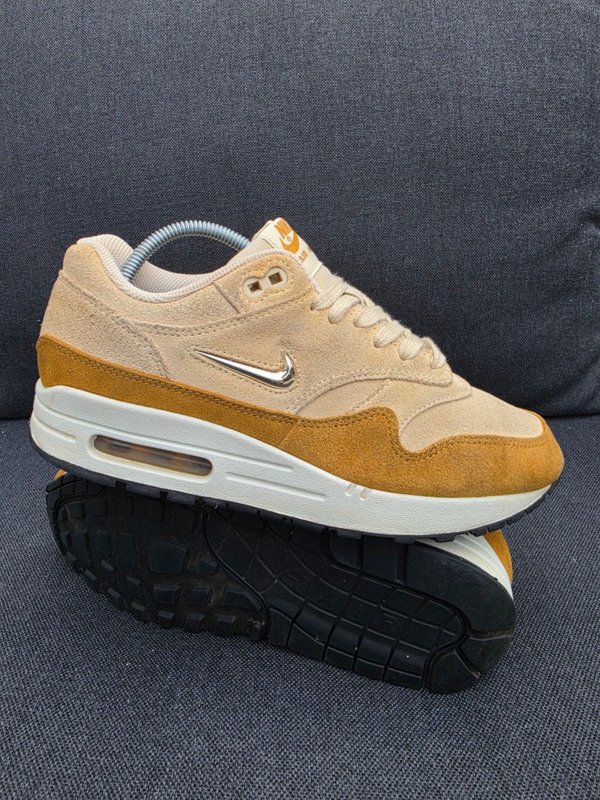 Nike Air Max 1 - maat 38,5 - jewel, Verzenden, Beige, Nike, Sneakers of Gympen