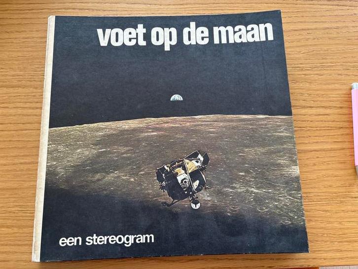 Voet op de Maan - Een Stereogram (Apollo 11), Ophalen of Verzenden, Beta, Gelezen, Niet van toepassing