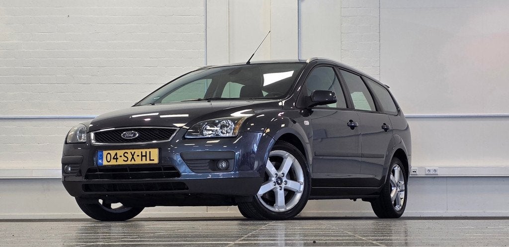 Ford Focus Wagon 2.0i 16V Rally Edition 2e eigenaar Lage tel, Stof, Gebruikt, Handgeschakeld, Euro 4