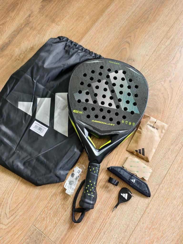Nieuw Adidas Arrow Hit Attack 2026 Padelracket, Ophalen of Verzenden, Nieuw