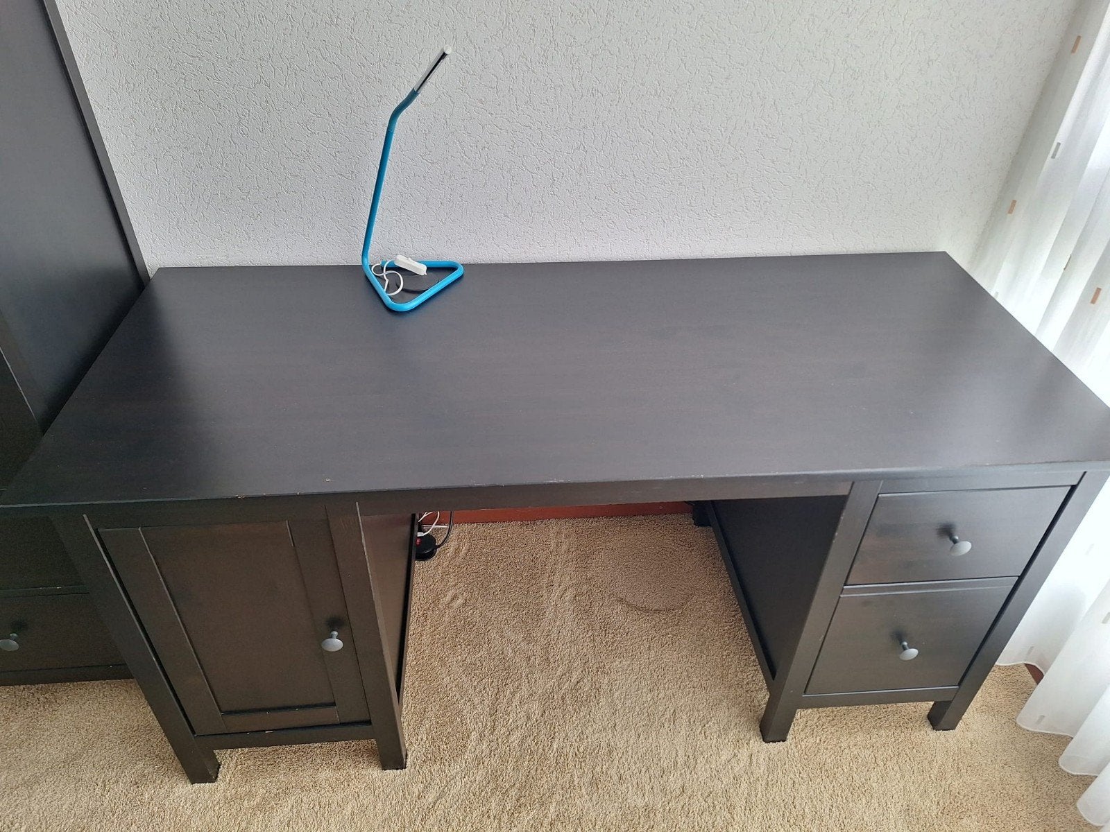 Zwarte houten bureau, Ophalen, Gebruikt, Zwart, Hout