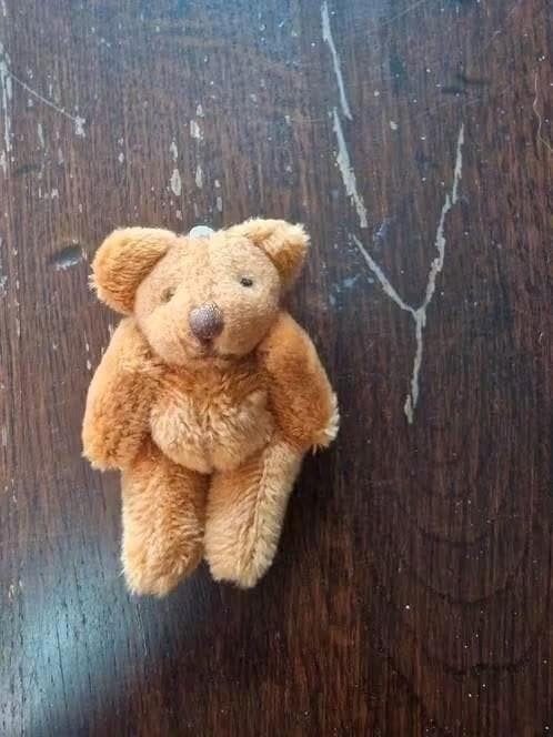 Mini Beertje Teddy - Heerlijk Zacht - 6 cm, Verzamelen, Beren en Cherished Teddies, Ophalen of Verzenden
