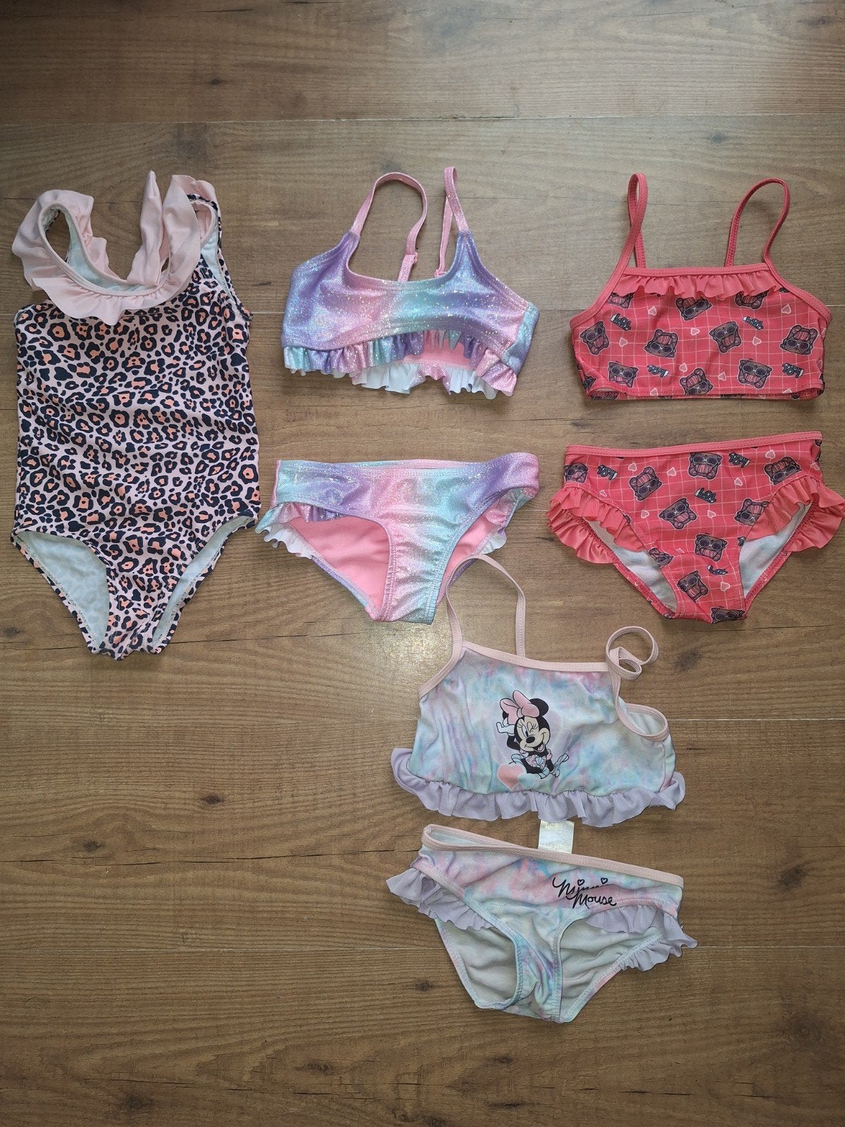3 bikini's en 1 badpak maat 98/104, Kinderen en Baby's, Gebruikt, Maat 98, Bikiniset, Meisje