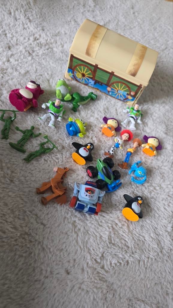 Toy Story speelgoedfiguren met schatkist, Ophalen of Verzenden, Zo goed als nieuw, Jongen of Meisje