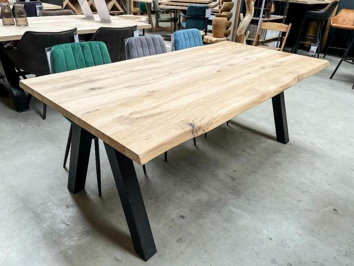 Eettafel - Eiken tafelblad - Tafelblad boomkant - 40 mm dik, Niet ingevuld, Vijf personen of meer, Rechthoekig, Niet ingevuld