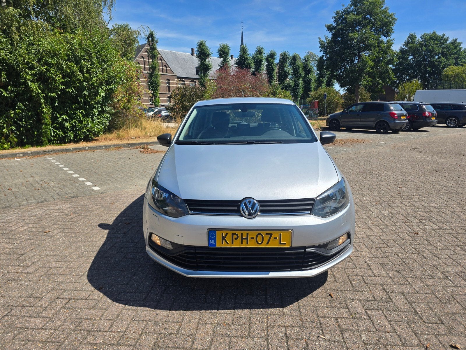 Volkswagen Polo 1.0 55KW 2014 Grijs 5-DRS APK 2027, Auto's, Voorwielaandrijving, Stof, 74 pk, Handgeschakeld